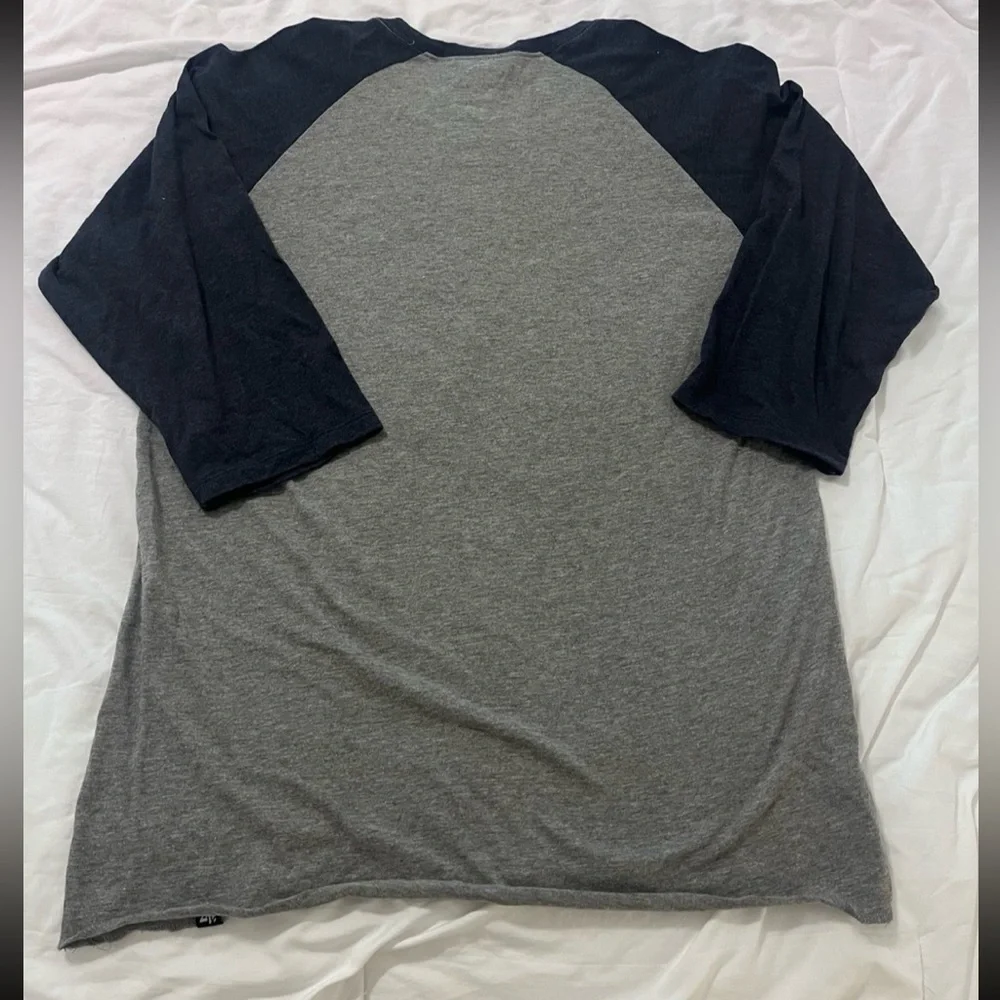 MLB Milwaukee Brewers Gray and Navy Raglan Long Sleeve Tee - Picture 4 of 4